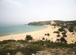 Η παραλία του Σαρακήνικου η οποία έλκει προφανώς την ονομασία της από την παρουσία των Σαρακηνών πειρατών στο παρελθόν.