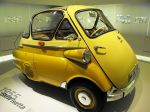 Το Isetta 800 px της φωτογραφίας, όπως εκτίθεται στο μουσείο της BMW στη Γερμανία. 